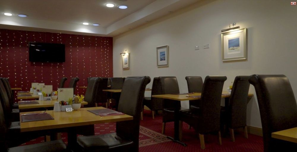 Отель Portrush Adelphi Экстерьер фото The interior of the lounge