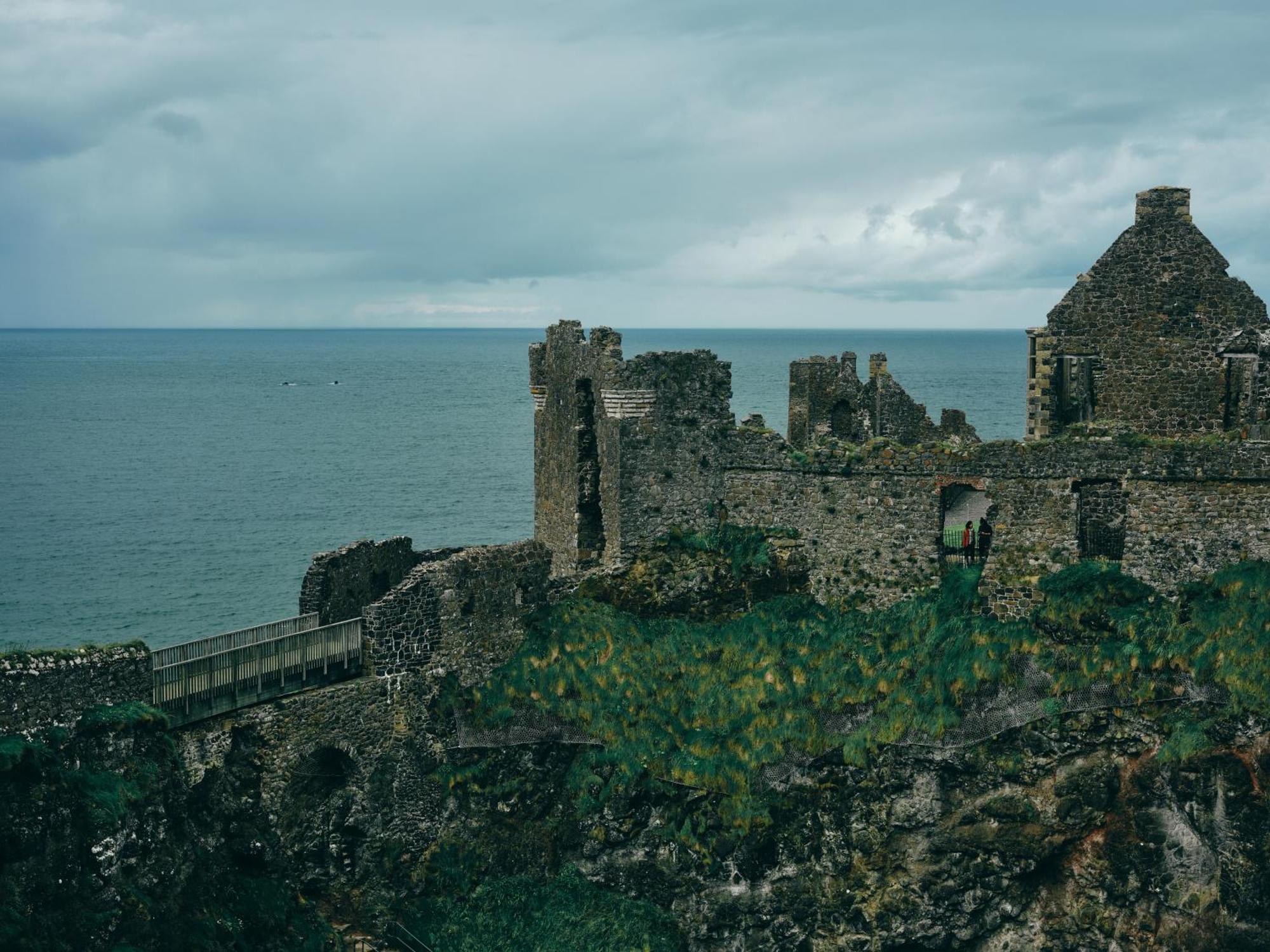 Отель Portrush Adelphi Экстерьер фото